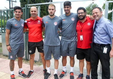 «Ερυθρόλευκη» επίσκεψη στο St. Catherine's School (pics)