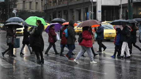 Βροχές και πτώση της θερμοκρασίας