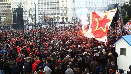 Κόκκινο το Σύνταγμα, κόκκινη η Αθήνα! (Vids)