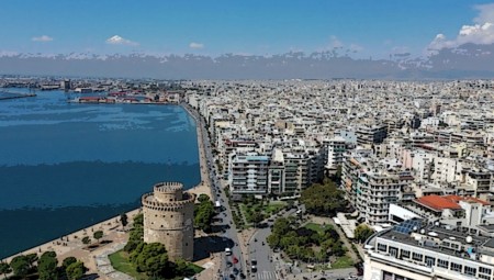 «Σκουπιδότοπος» το λιμάνι της Θεσσαλονίκης… (photos)