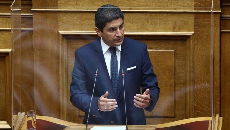 Αυγενάκης: «Έχω δεχθεί πιέσεις, στα όρια του εκβιασμού»