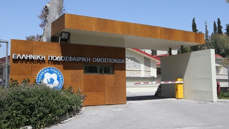 Η ΕΠΟ... φωνάζει ότι δεν είναι ανεξάρτητη, ακούει κανείς;