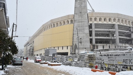 Να φτιάχνεις γήπεδο και να λες ότι το θες για να παίξουν άλλοι τελικό εκεί…