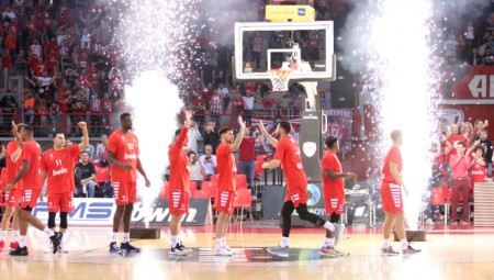 «Τρελή» η ατμόσφαιρα κόντρα στη Μονακό! (video)