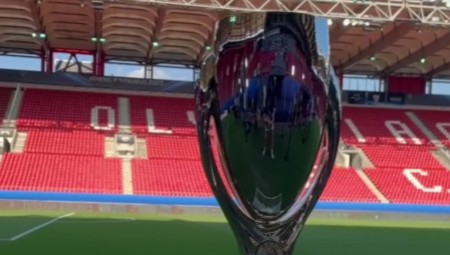 Το βίντεο της UEFA με την κούπα του Super Cup στο ΝΑΟ!