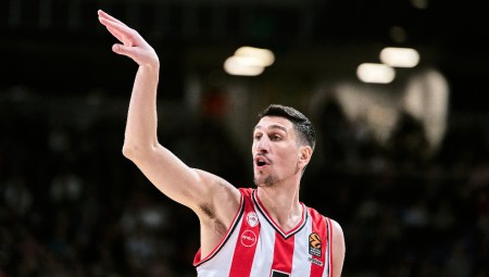 Αμφίβολος για το Game 5 ο «Λάρι»