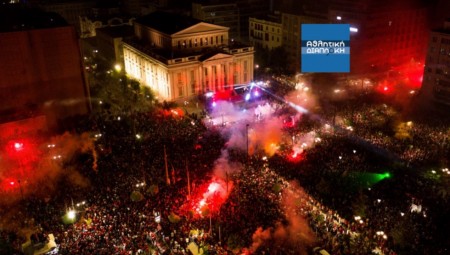 Η νύχτα που ξεπέρασε τον Ντέταρι, το έβδομο και τις μεγαλύτερες συγκεντρώσεις της χώρας