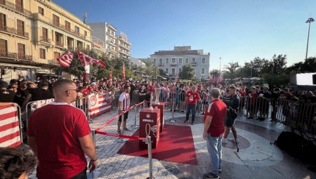 Το βίντεο από την υποδοχή των ευρωπαϊκών τροπαίων του Θρύλου στην Πάτρα (video)