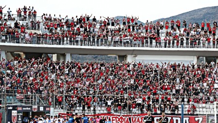 «Κοκκίνισε» το Πανθεσσαλικό! 8.000 ΓΑΥΡΟΙ στο πλευρό του Θρύλου! (video)