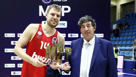 Σάρωσε όλα τα βραβεία ο MVP Σάσα! (videos)