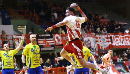 Στους «16» του EHF European Cup ο Θρύλος!