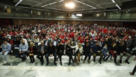 Σύσσωμος ο Ολυμπιακός και ο Πειραιάς στην κοπή της πίτας των Ακαδημιών! (photos)