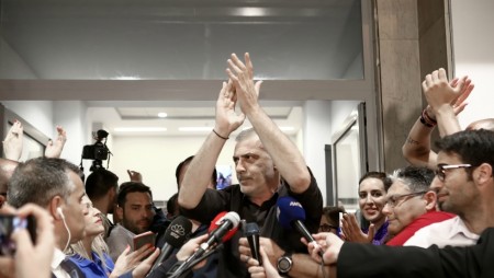 Θριαμβευτική νίκη για τον Γιάννη Μώραλη στον Πειραιά