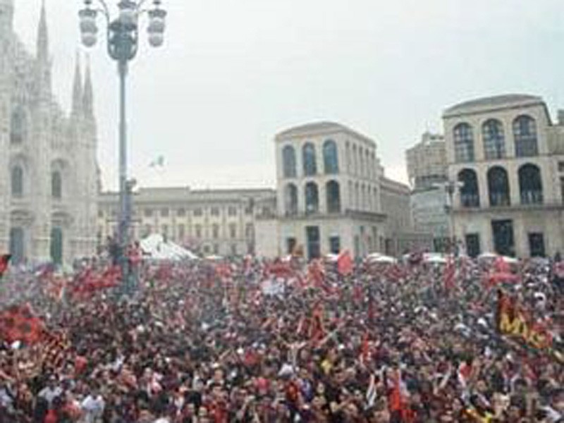 Βγήκαν στους δρόμους (vid)