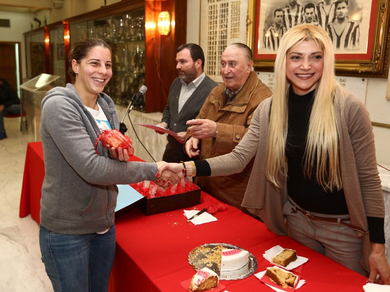 «Σεμνή η διοίκηση»