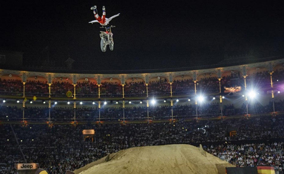 Το Red Bull X-Fighters γιορτάζει 15 χρόνια στη Μαδρίτη!