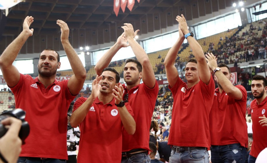 «Λατρεία» για τους πρωταθλητές Ευρώπης! (vid)