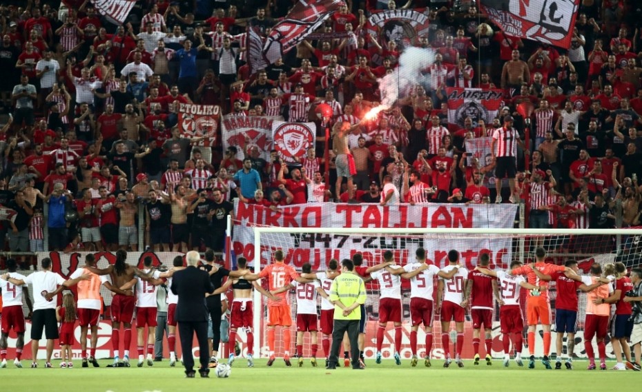 «Πάρτι» πρόκρισης στο «κάστρο» του Θρύλου! (pics, vid)