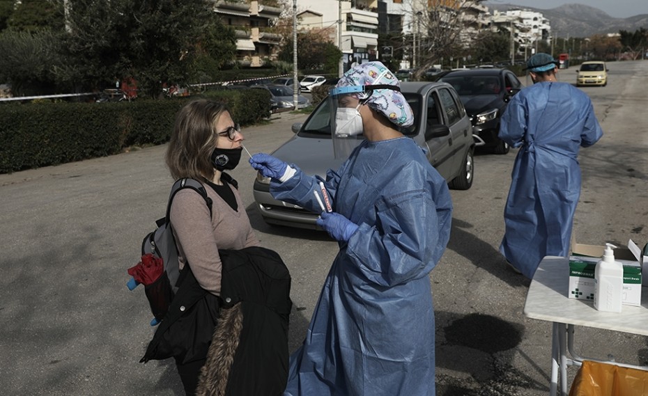 Κορονοϊός: Επτά περιοχές σε καθεστώς «σκληρού» lockdown – Έκρηξη κρουσμάτων φοβούνται οι ειδικοί (video)