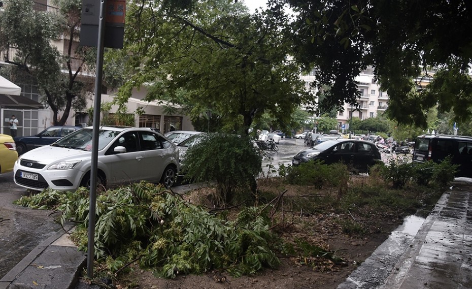 Ζημιές από την κακοκαιρία (video+photos)