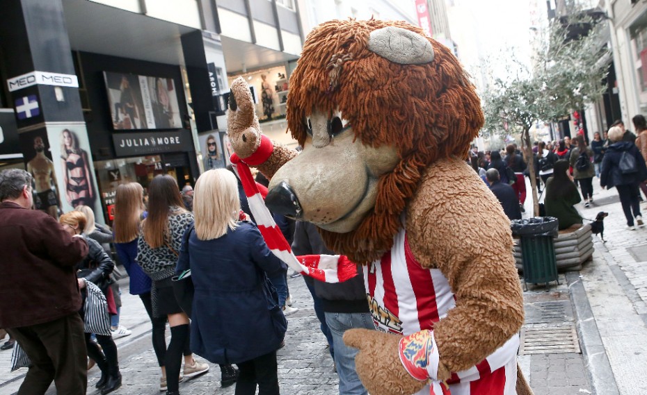 Στο Christmas Village το Official Olympiacos BC Road Store 