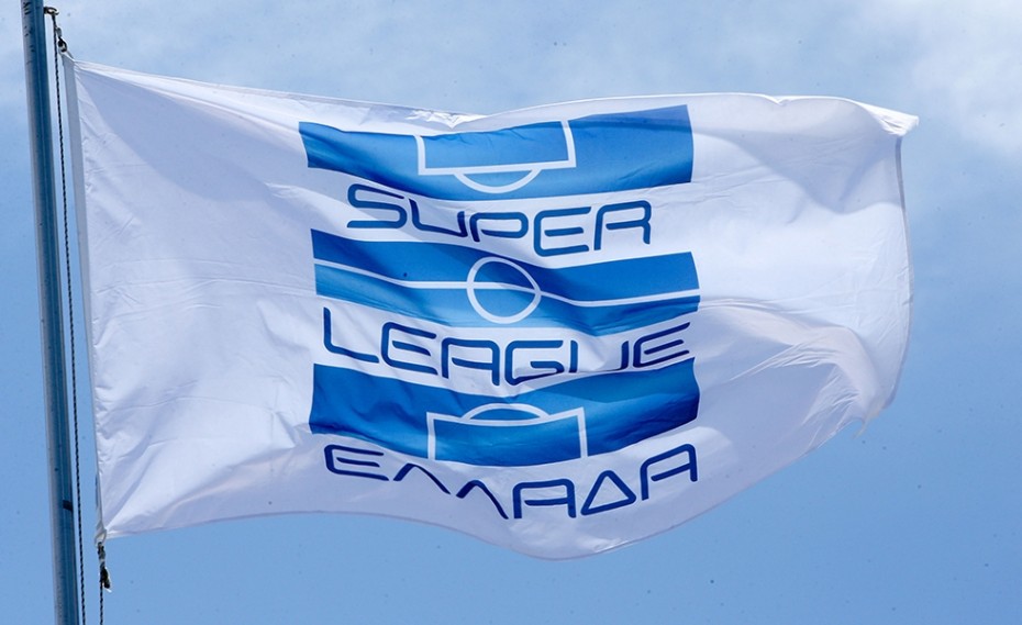 Την Πέμπτη η συνάντηση Super League με Πλεύρη για τα νέα μέτρα