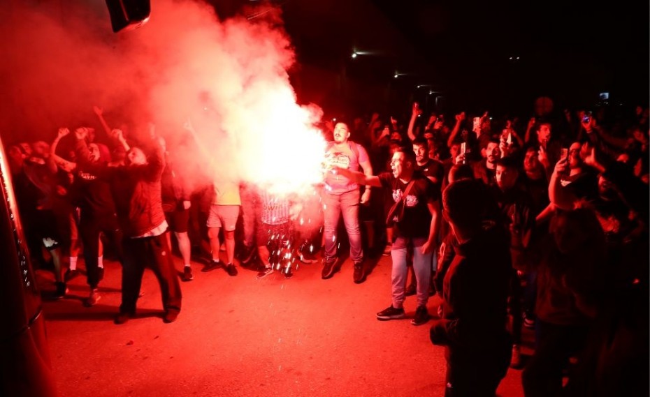 Έγινε η νύχτα... μέρα στο ΣΕΦ! Αποθέωση για τo νέο γλέντι στο ΟΑΚΑ! (photos)