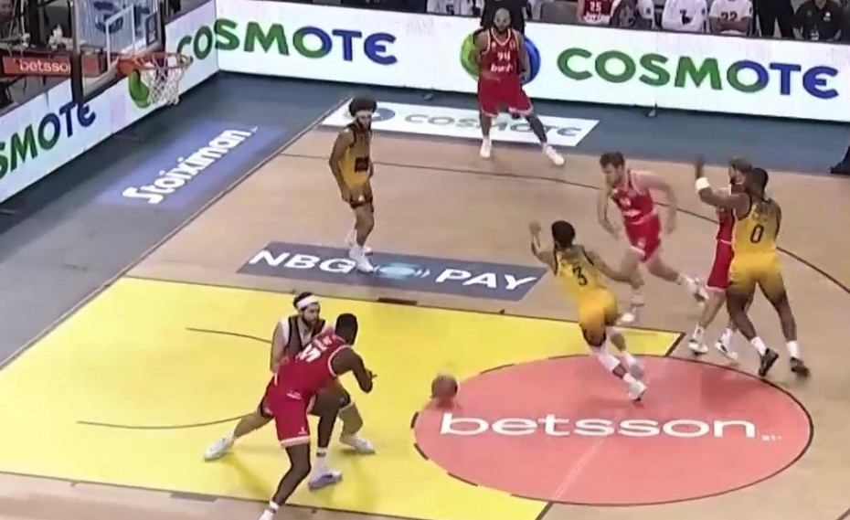 Ο Φαλ έγινε «playmaker ρακέτας», σκόραρε ο Βεζένκοφ (video)