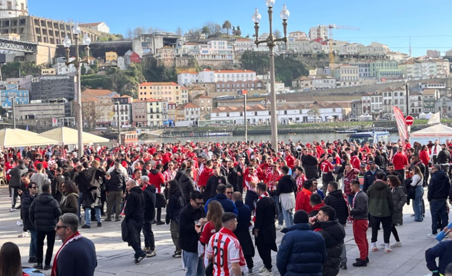 «Κοκκίνησε» (και) το Πόρτο!