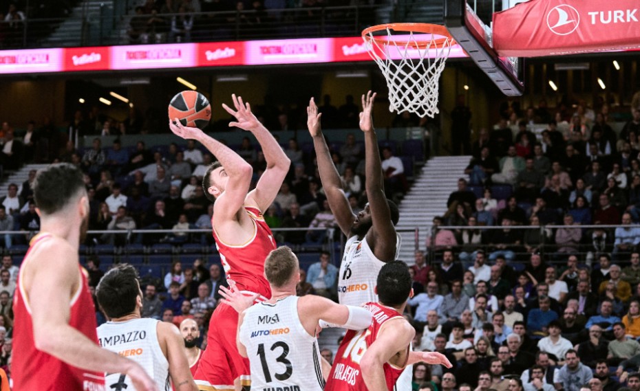 Euroleague: Η καρφωματάρα του Μιλουτίνοφ στην κορυφή του Top 10 της 22ης αγωνιστικής (video)